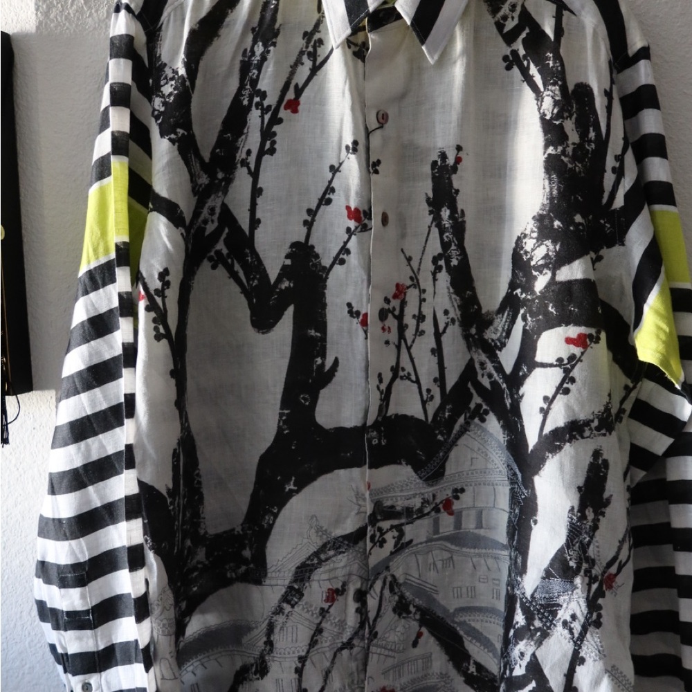 Robert Graham Black and White Men's Shirt